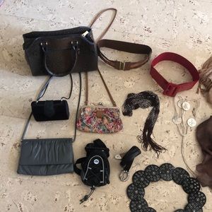 Accessory group sale! Purses, scarves, belts all $4. Bundles go lower.